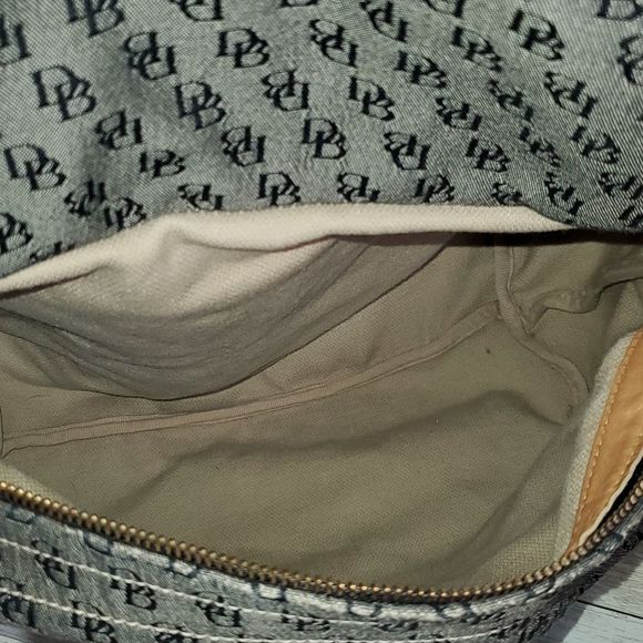 Dooney & Bourke Signature‎ Logo Initial Grey Black Cloth Purse Leather Strap - Picture 11 of 16